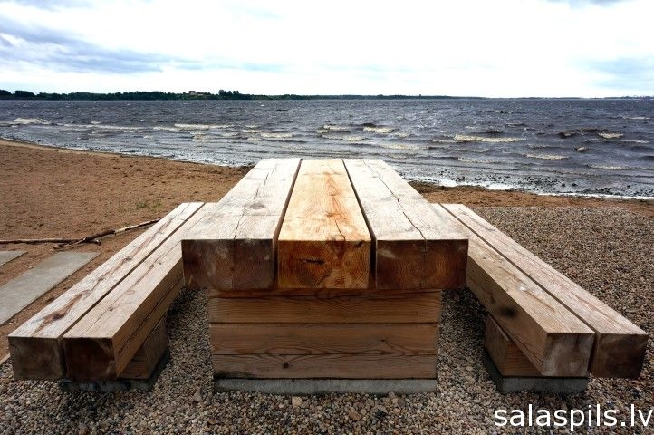 Pludmale-piknika vieta