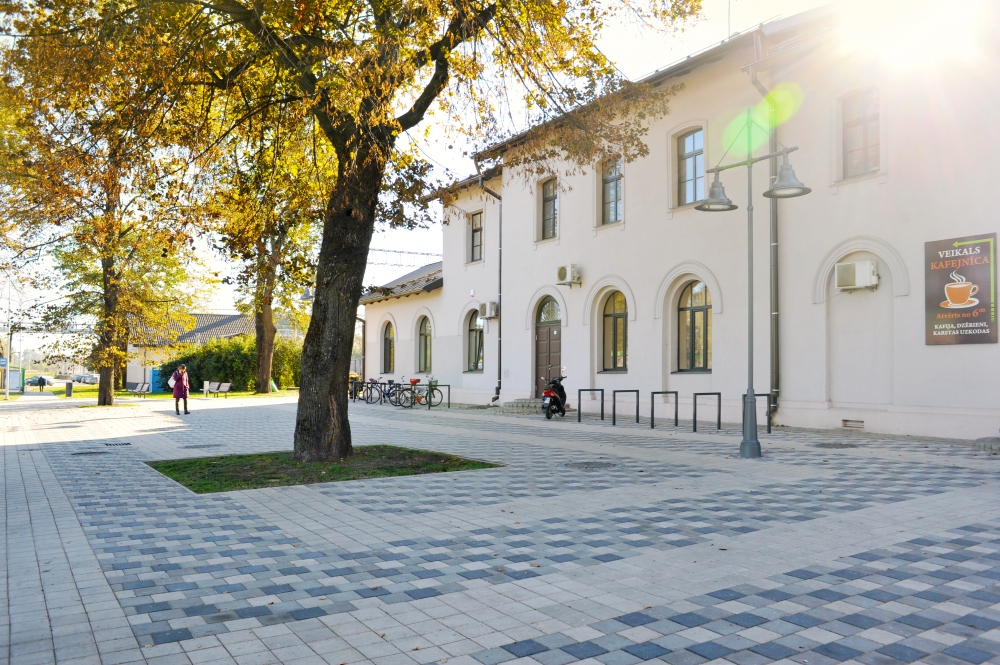 Dzelzceļa stacija IV