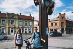 25